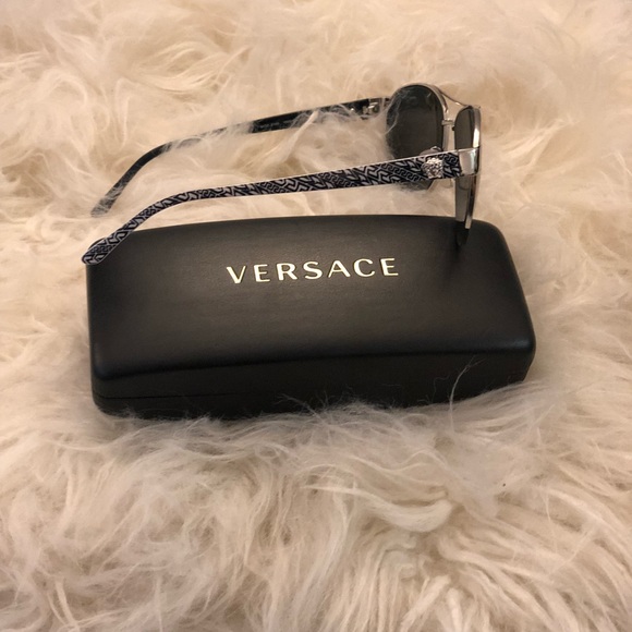 Versace polarized sunglasses - Picture 4 of 7